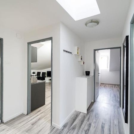 City Center Mayess Aparment 자다르 외부 사진