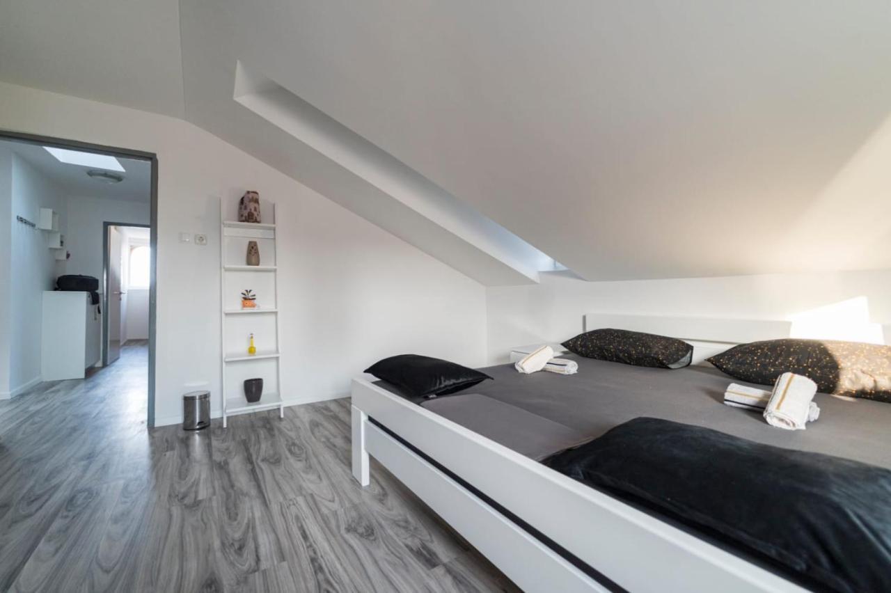 City Center Mayess Aparment 자다르 외부 사진